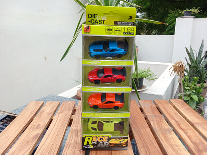 Die-Cast Racing Car – Pull-Back Action with Openable Doors 4in1 Pack.